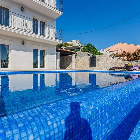 Villa Luxe Front Line Near Trogir Marina
